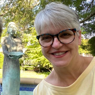 CFRE, NPR junkie, TCU Horned Frog/UChicago Maroon, poetry fan, Doctor Who devotee, ally, food allergy advocate, Texpat Minnesotan. she/her
