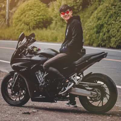 Apichat82812622's profile picture.