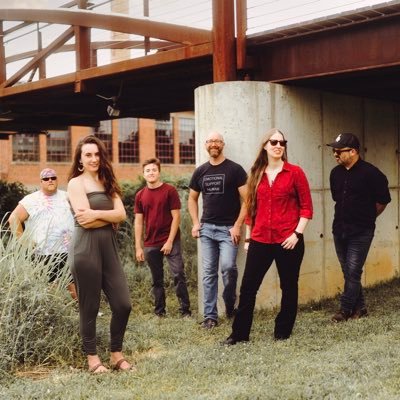 5-piece band based out of Greensboro, NC. Rock/Psychedelic Americana/Jam Band Instagram: vivalamuerteband #VivalaMuerte #VLMBand https://t.co/OthL9ZZbx1