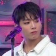 Y00NK00KZ's profile picture. i believe hoseok supremacy