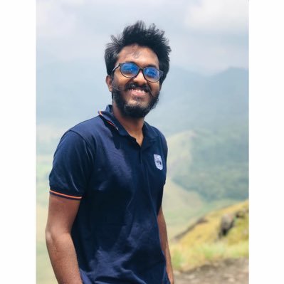 paxindu_'s profile picture. ගී පොතයි,මී විතයි