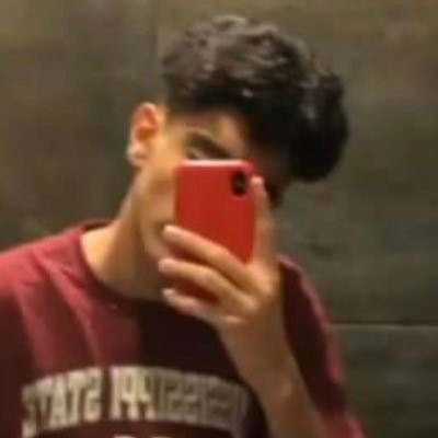 لست أفضل من غيري ولكني أملك قناعة قوية تجعلني أرفض مقارنتي بغيري👌