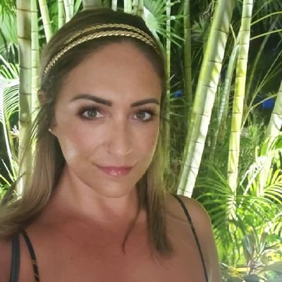 thaliab's profile picture. Lover of beards, mother of cats.

Clear eyes, full hearts, let's booze.