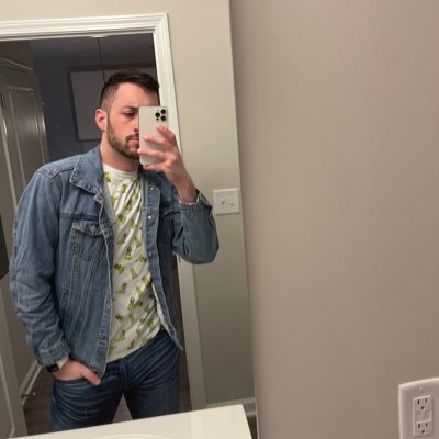 alltimelogan's profile picture. 🏳️‍🌈