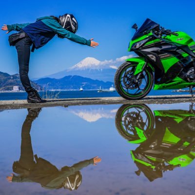 🏍 ninja250, swm125。 最近ゴルフをはじめたからゴルフとバイクのツイートが多いです。 ていうか主に春しか浮上しません。たぶん。車はminiコンバーチブル、ジムニー、フェアレディz 34です、社畜。