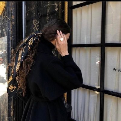 Areejya's profile picture. try to find happiness in every moment of your live.