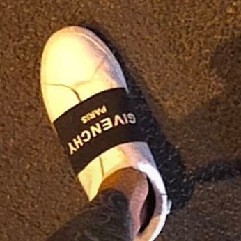 xvStvvLiRtYw8iI's profile picture. 