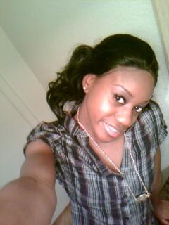 queenbytch93's profile picture. 