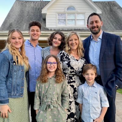 Husband, Dad of 5, Former Supt, Ph.D. @TAMU | Certified Prof’l Coach | Assoc Exec Director @TASAnet | Follow our quest to live a simple life @UnbindedLife