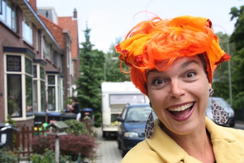 Tikje naieve Zwijndrechtse. Ondanks winnen loterij, lekker zichzelf, hart op goede plek en zwak voor zus Klien