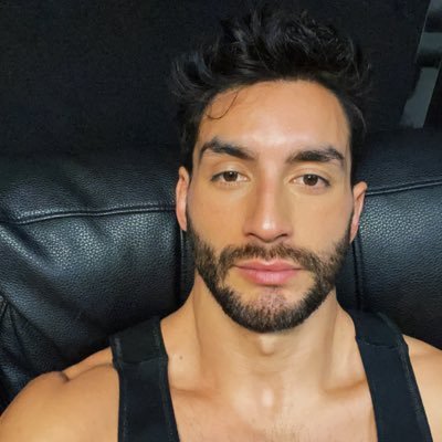 RobertRoldan_ Profile Picture