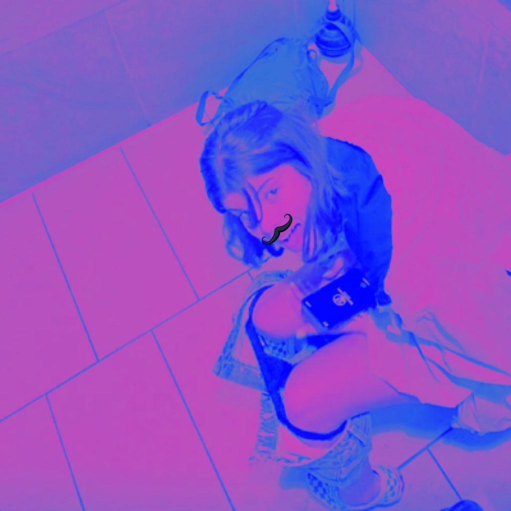 emiliafontaine's profile picture. Frequent Frolicker