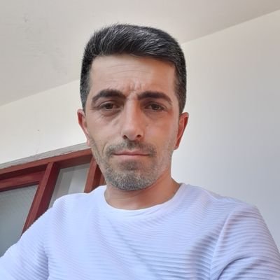Emin81848353's profile picture. 