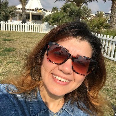 Wife,mother,accountant ! كن عزيزا و اياك ان تنحني فربما لا تاتيك الفرصة كي ترفع راسك مرة اخرى