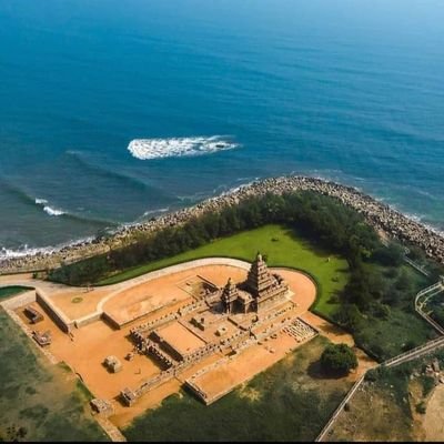 KARUPPA12861523's profile picture. Stddd மிக முக்கியம் அமைச்சரே 😉💯
Stddd னா வரலாறு தான 🙄🤔
#History Student 🐏