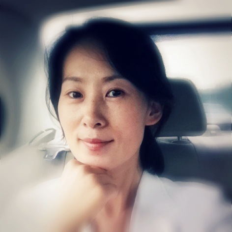 가족같은 교인, 가정같은 교회 기쁨의 교회 사모입니다. 교육에 관심있습니다. 홈스쿨로 9년째 세 아이를 키우고 있습니다. 죠슈아 국제 아카데미 코치, 다음세대, 자녀교육, 어머니학교강사