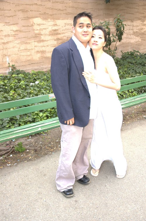 badxmaru's profile picture. At the end of the game, both King and Pawn go into the same box.