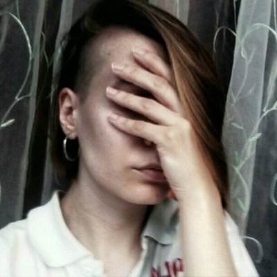 Полина Светлая (@LightyPolla)