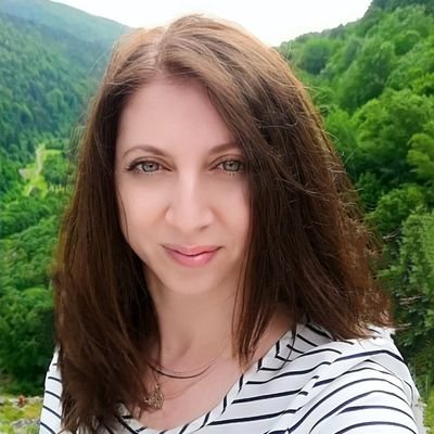 ElaAna77617236's profile picture. Hrithik jaadoo ⭐
#HrithikRoshanfan 🌅      
forgive for to live
(iartă pentru a trăi)