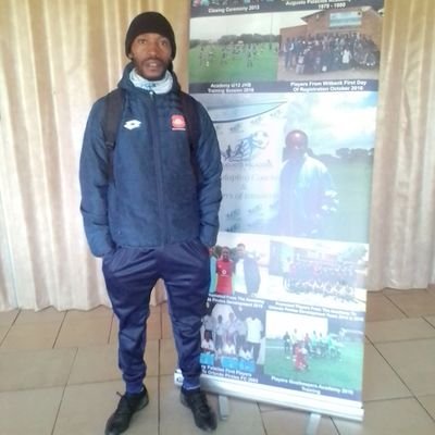 Passionate about soccer  development //Soccer coach at Augusto palacios apprentice academy// Founder of city sports academy and Protea Football club//SoFly🦋