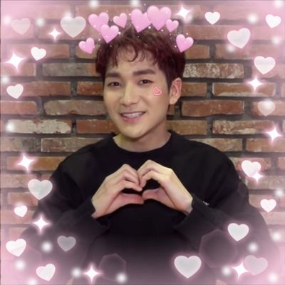 If I’m following you it means Kwak Aaron wholeheartedly loves you ♡