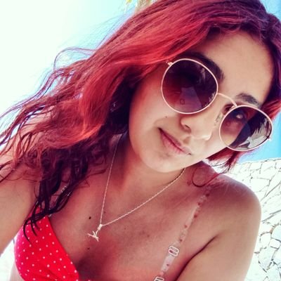 Karen_BW33's profile picture. • Not all who wander are lost 🍃🌎❤•