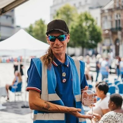 Townley2Dave's profile picture. A mental true blue Glasgow Rangers fan.