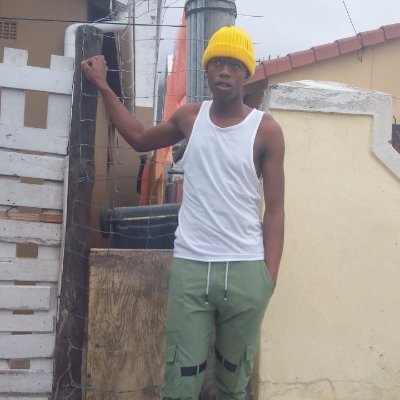 GwedeLuvuyo's profile picture. King