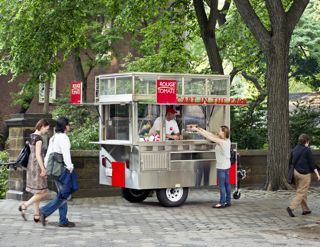 A sustainable food cart located on the corner of 64th Street and 5th Avenue, bringing local, seasonal and healthier options to the mobile food cart scene.