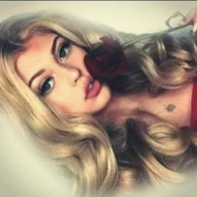 لا أملك غير قلبي و قلمي ..أن تألم الأول .. كَتبَ الثاني ! ماجستير إستثمار في البورصة و الأوراق المالية ♡♡