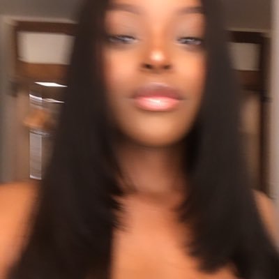 yasmeenthemuse Profile Picture