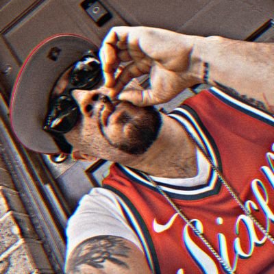 DJ for Supreme DJs Crew.
Gamer (XBL : eL Strugz // PSN : eL_Strugz)

😎✌️

Links:
https://t.co/TldZbPcHh9
https://t.co/NiPvrmklha