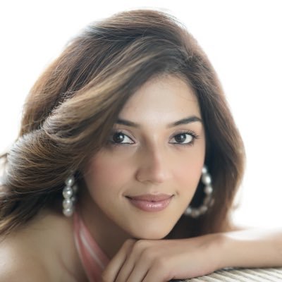 Mehreenpirzada Profile Picture