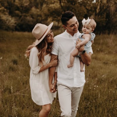 kara_derr's profile picture. “grab a towel, grab a water, and get your life together” - Cody rigsby 💕