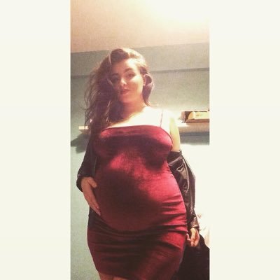 My Instagram: @ pregnant_bellies_of_insta, the instagram page has a lot more posts on it but there’s more to come here. I’m also open for chats so just dm me.