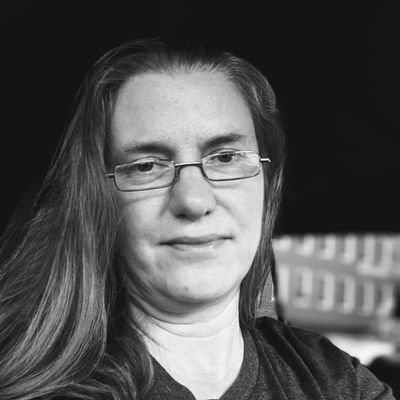 Carinthia's profile picture. writer of speculative fiction | speaker for trees  | I tell lies for money | #sfwa | she/her.