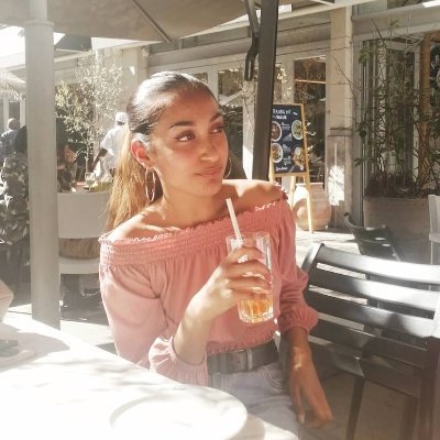 Zaazu_05's profile picture. Zahirah :) she/her. I'm a Cancer bish ♋ 
Bisexual 🌈 Architecture student at Wits | IG: zahirah_m_