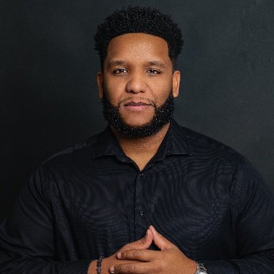 Christian Worship Leader, Speaker, Recording Artist, Entrepreneur- Married to his love Kelly Roberson- Passionately Pursuing God! http://t.co/43LqpQD2GL