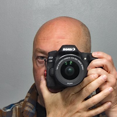 Chris Belcher writer - nature photographer Profile