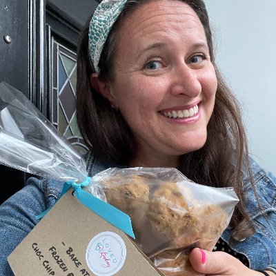 Founder of:
💜 🍪 LOVED by Lindsay. Frozen cookie dough to bake-at-home. 🍪 💜
Bringing more joy to London! Wife of @jeffseedrs and happy Mum.