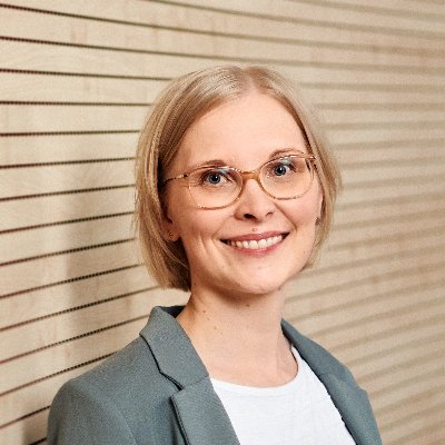 University Lecturer @UniOulu |
Postdoc @AcademyofFinland(2016-2019)|
PhD @uniofjyvaskyla(2013)|
Applied linguist/sociolinguist/discourse analyst❤sports&nature