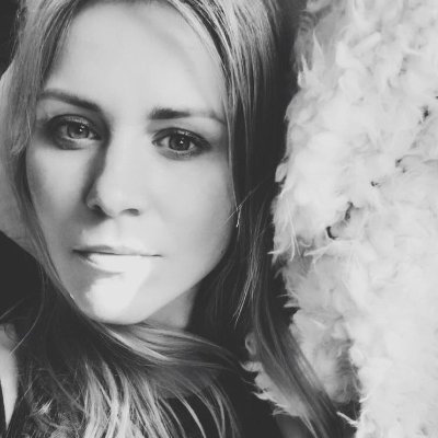 MDervojed's profile picture. My curious head takes me to places...