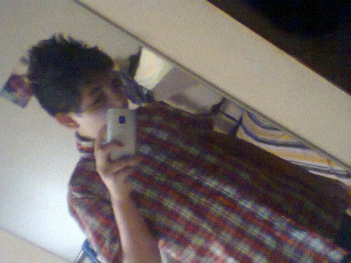 Seja bem-vindo ou bem-vinda. Prazer Arthur Bruce, 13 anos, Muitas pessoas podem não gostar do meu jeito extrovertido de ser, porém não ligo para o que elas achm