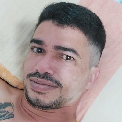 Não importa o que você decidiu. O que importa é que isso te faça feliz.
face: Dél Cândido