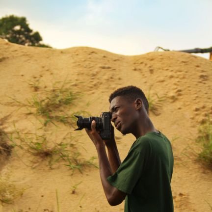 ●Photography ● Creative Director
littlescj@yahoo.com