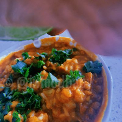 vegancaketheydy's profile picture. out here.