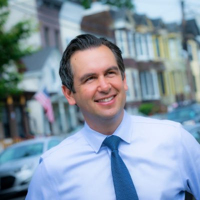 Mayor of Jersey City, U.S. Marine, former Ironman triathlete, husband to Jaclyn, dad to Jaxon, Stassi & Sage. Running to be the next Governor of New Jersey.