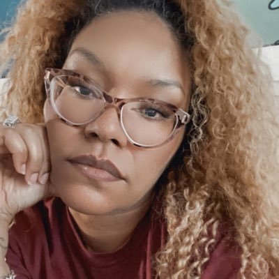 pilardavismedia's profile picture. Graphic and marketing designs. AXΩ. IG- @pilarldavismedia Author- The State of Journalism- https://t.co/25302Xj3QB