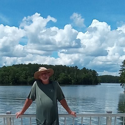 ridingwithc's profile picture. Liberal . Optimist . Recovering Catholic . Reader . Gardener  #resist 🇺🇸🎵📘#voteblue No Dms 🌊🌊🌊