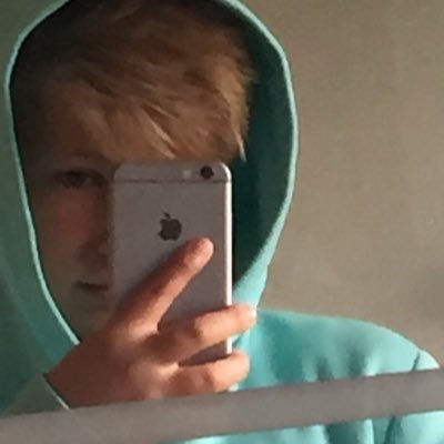 siwi103's profile picture. 